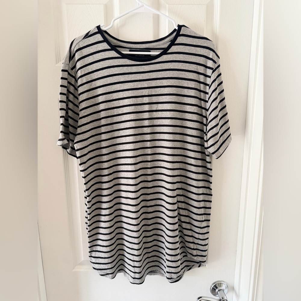 Men's Gray & Black Striped Crewneck T-Shirt